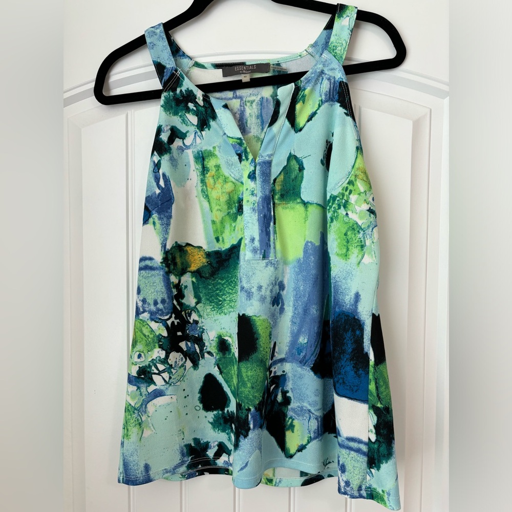 Beautiful Vacation Essentials by Milano top